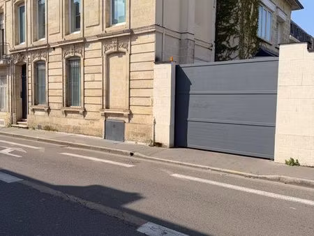 vends grande maison familiale