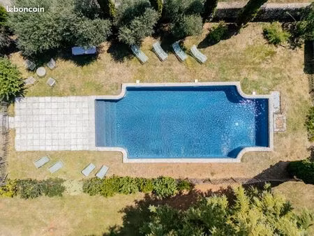 propriété de caractère – 450 m² – 6 ch – piscine – parc 1 ha – ancien cloître xviie