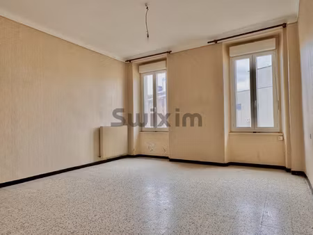 appartement de type 3 centre ville d'alès