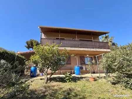 immeuble 8 pièces 163 m²