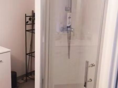 chambre 1 pièce 15 m²