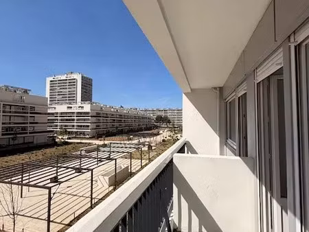 location appartement 3 pièces 62 m² à marseille 8 (13008)