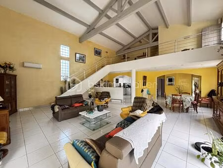 maison de 192 81 m² à balaruc-les-bains