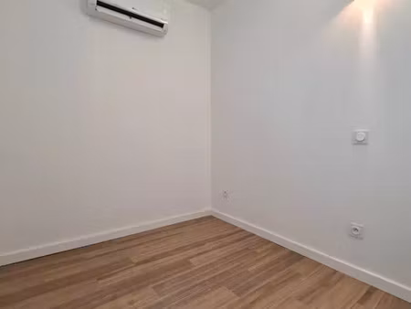 location locaux professionnels 10 m² à orleans (45000)  295 €