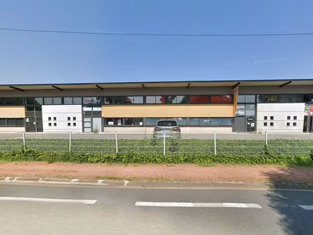 local d'activité roanne 575 m2