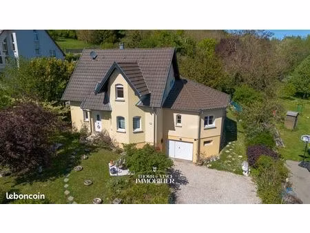maison 8 pièces 173 m²