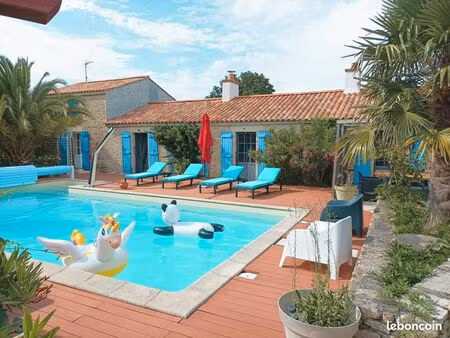 vente maison type longère avec piscine + gîtes/chambres d'hôtes avec piscine