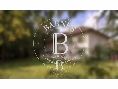 sainte-foy-lès-lyon – propriété bourgeoise rénovée avec terrain constructible de 6 093 m²