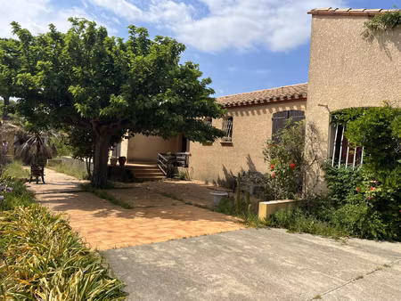 saint-andré villa 4 faces  plain-pied sur 1056 m2 de terrain