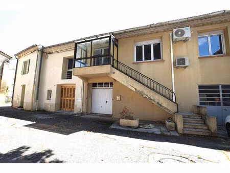 cabannes - maison de village 4 pièce(s)  3 chambres garage