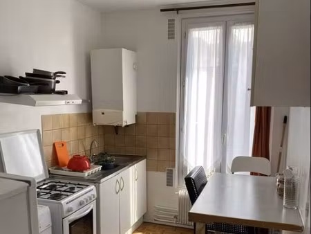 studio / 23m² / le bourget (rer b)