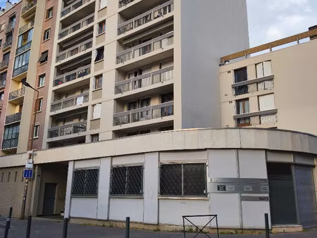 parking / box toulouse 10 m2
