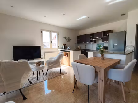 location maison serrieres de briord 690 eur hc
