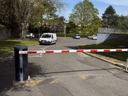 emplacement de parking en aerien - saint malo