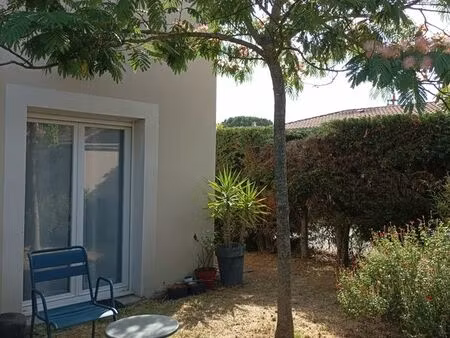 duplex t5 avec jardinet