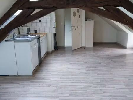 a louer appartement 28 m² fussy