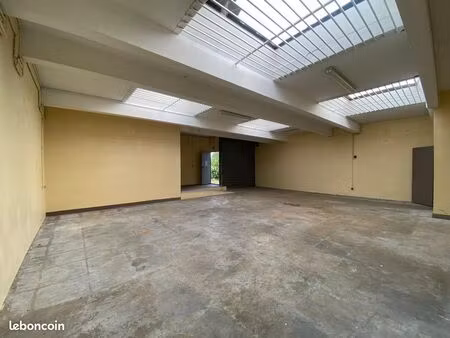 entrepôt 120 m² - bordeaux nord
