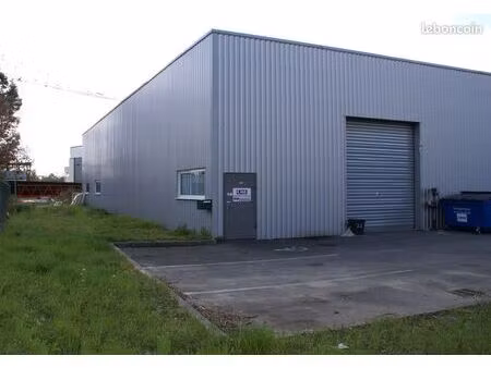 entrepot avec bureau 160m² martignas-sur-jalle - location -