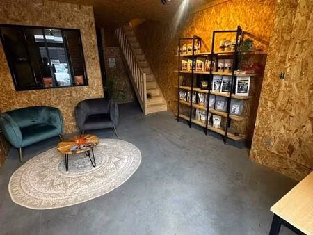 local d'activité 180 m²