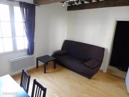 studio centre ville compiègne 28m² - prox. utc