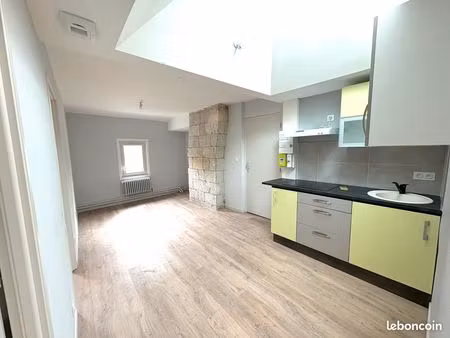 appartement . 3 pièces. 41 m2