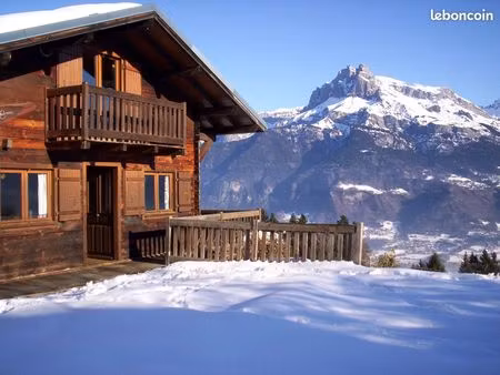 chalet sympa face au mont-blanc