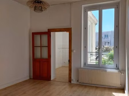 f2 reims proche gare