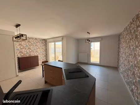 appartement 3 pièces 64 m²