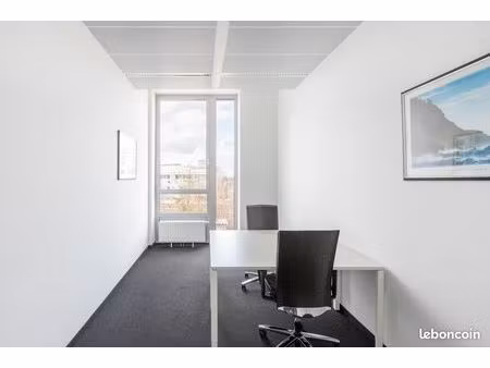 bureau privé à louer pour 2 personnes à lyon  grange blanche