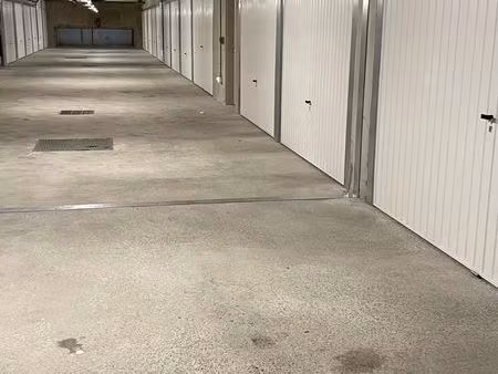 garage double 27m2