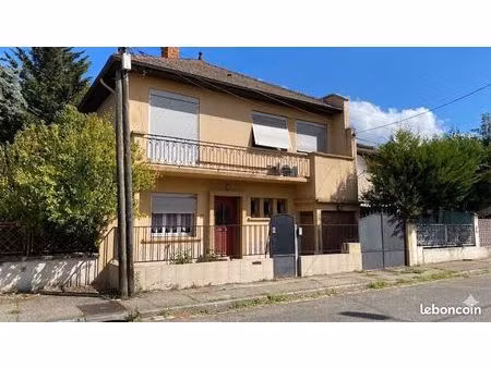 maison 6 pièces 200 m²
