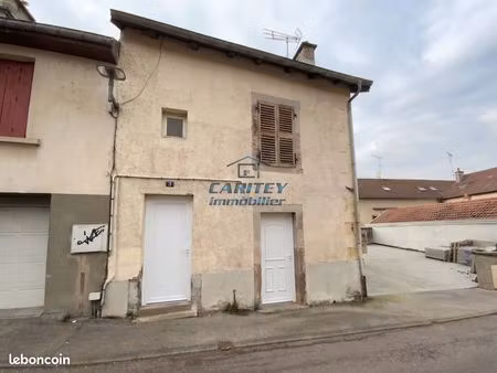 immeuble 6 pièces 70 m²