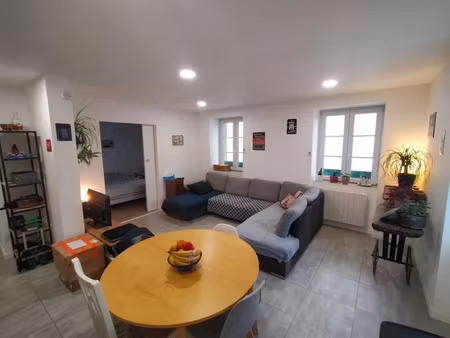 location appartement 4 pièces 65 m² à belfort (90000)  670 €
