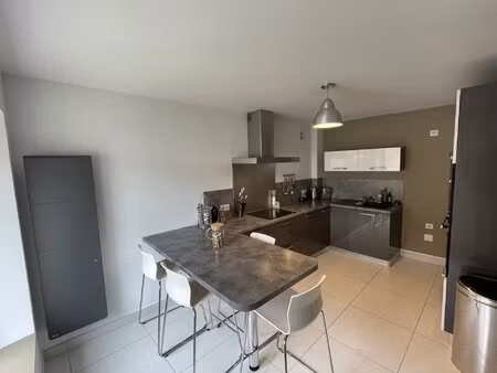 appartement duplex prémanon – 2 chambres  terrasse  garage – proche pistes et frontière su