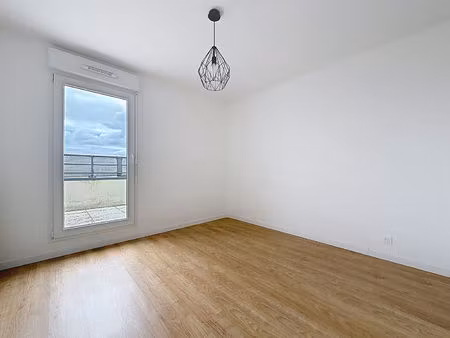 appartement maurepas 3 pièce(s) 55.76 m2