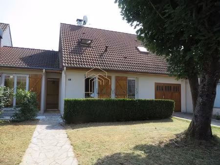 bourges sud - maison t5 - garage - jardin clos