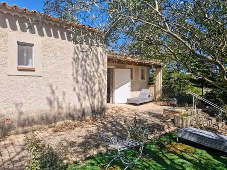 maiosn avec jardin au calme