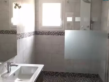 location maison 4 pièces 83 m² à saint-loubès (33450)