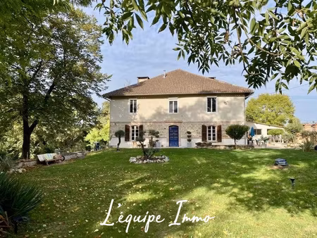 maison familiale de caractère avec parc de 8200m2