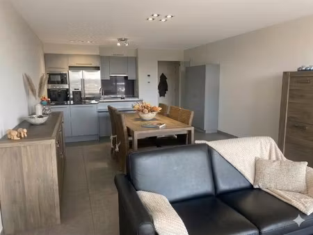 toplocatie aalter: lichtrijk 3-slaapkamerappartement