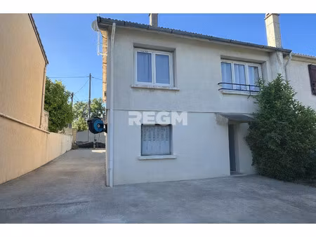 maison individuelle à fort potentiel sur 403 m2 de terrain -