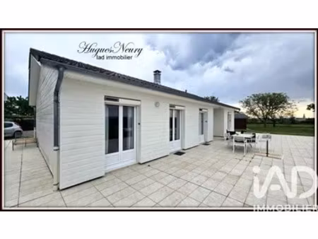 maison à chantelle (03140)