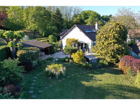 charmante maison 200m2 habitable  commune de garchizy