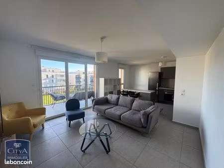 appartement 3 pièces 65 m²