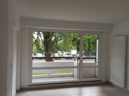 t1 bis rénové – 38 m² – balcon loire – îles de nantes - résidence namet a