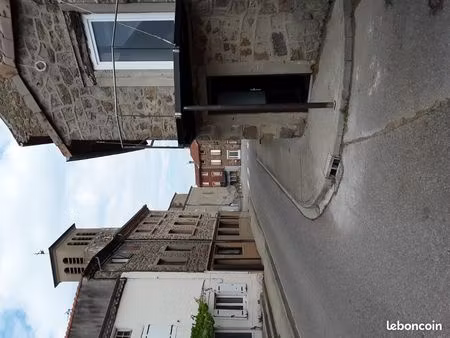 loue charmant studio meublé