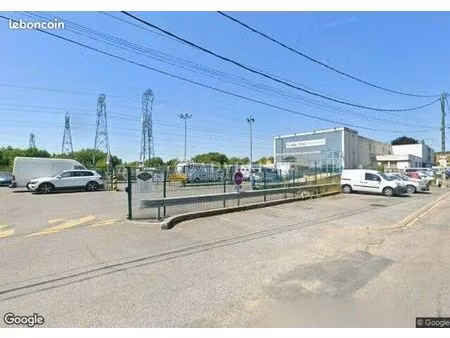 terrain 1 300 m² arpajon