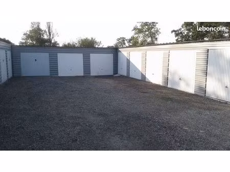 location box  garages  garde meubles ardizas  cologne  cadours  mauvezin
