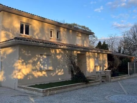 location  maison de standing ￼