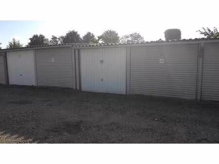 location parking caudebec les elbeuf 76320